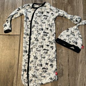 Magnetic Me Newborn Sleeper Gown